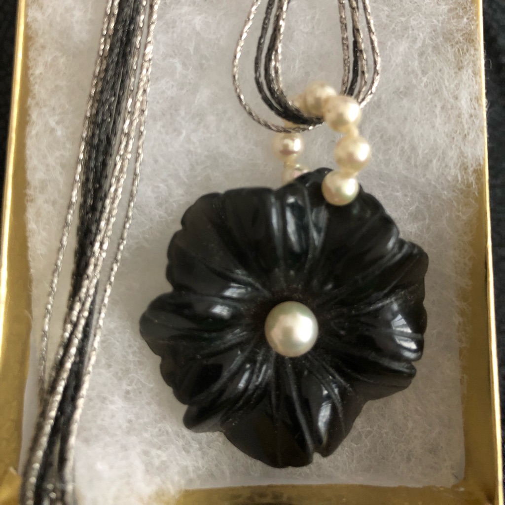 Flower Pendant On Sterling Silver Chain 40$